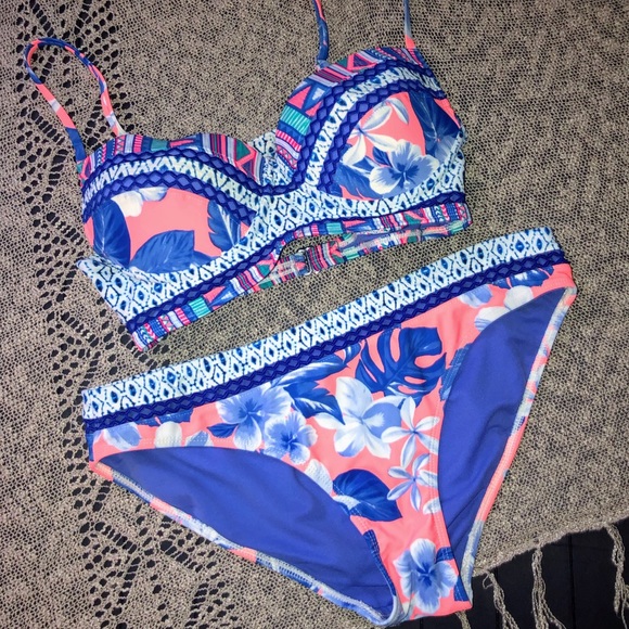 OP Other - OP tropical 🌴 bikini M top / L bottom